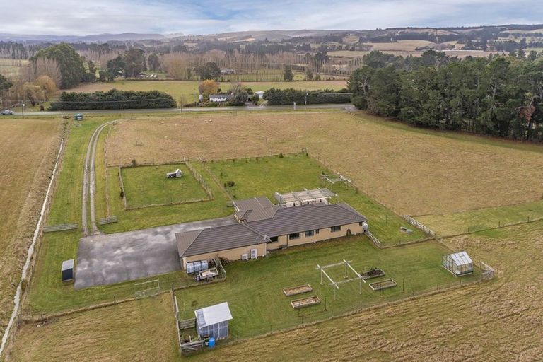 Photo of property in 11 Hodgsons Road, Loburn, Rangiora, 7472