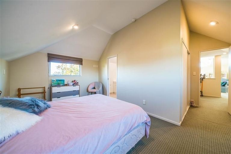 Photo of property in 1/1010 Colombo Street, St Albans, Christchurch, 8014