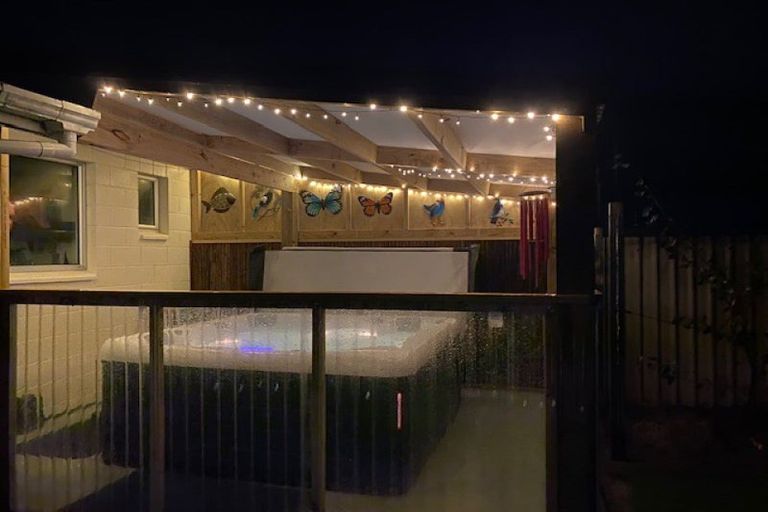 Photo of property in 33 Marine Parade, Carters Beach, Westport, 7825