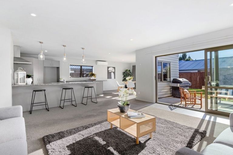 Photo of property in 2 Campden Court, Lower Shotover, Queenstown, 9304