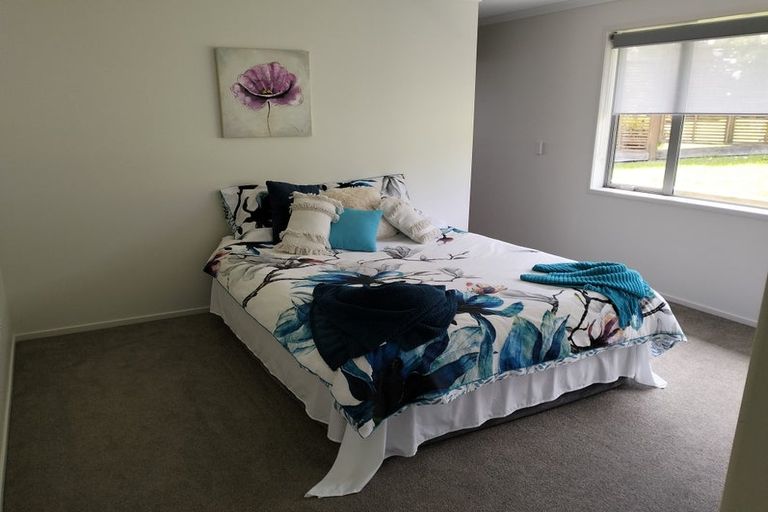 Photo of property in 20 Spinnaker Point, Haruru, 0204