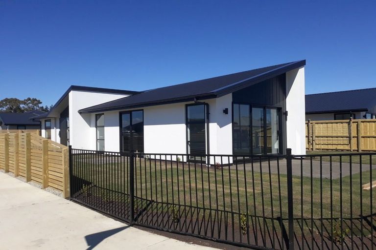 Photo of property in 11 Burrow Street, Rolleston, 7677