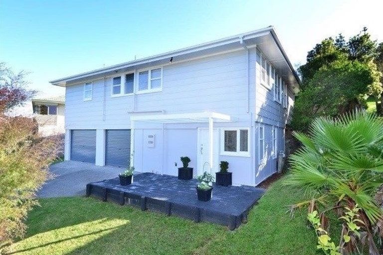 Photo of property in 17 Springtime Crescent, Stanmore Bay, Whangaparaoa, 0932