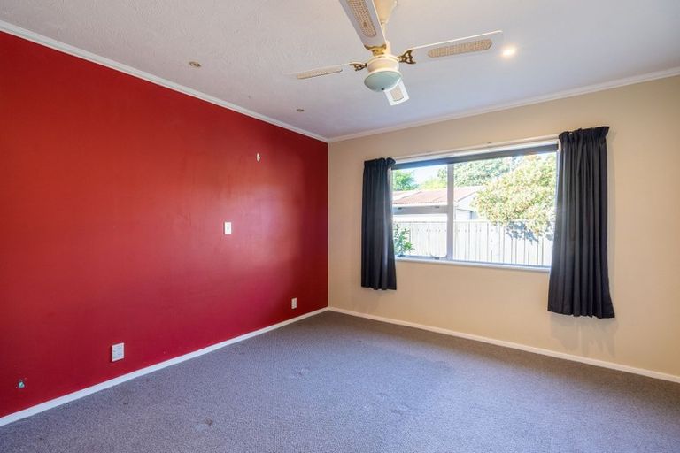 Photo of property in 26 Linwood Drive, Paraparaumu, 5032