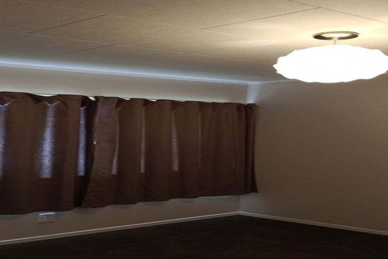 Photo of property in 54 Alabaster Drive, Papatoetoe, Auckland, 2025