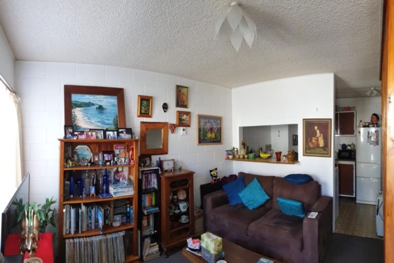 Photo of property in 129 Constable Street, Newtown, Wellington, 6021