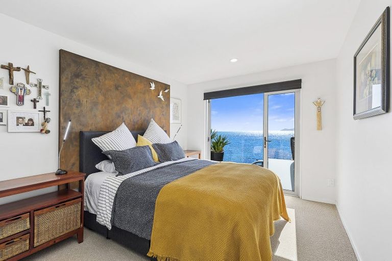 Photo of property in 7 Ocean Parade, Pukerua Bay, 5026