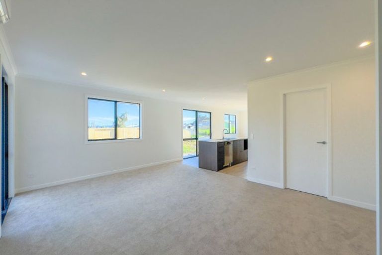 Photo of property in 16 Sunline Crescent, Paeroa, 3600