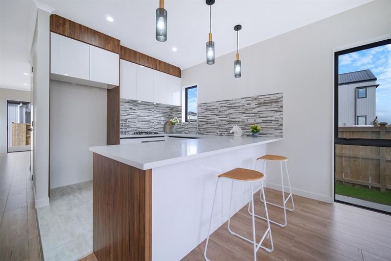 Photo of property in 42 Kairakau Street, Papakura, 2110