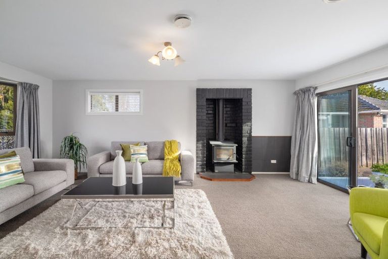 Photo of property in 218 Beach Road, North New Brighton, Christchurch, 8083