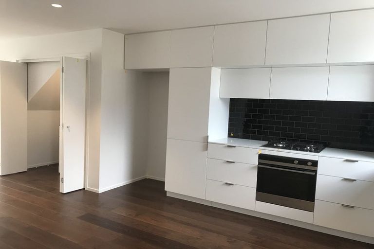 Photo of property in 4 Erica Pabst Way, Island Bay, Wellington, 6023