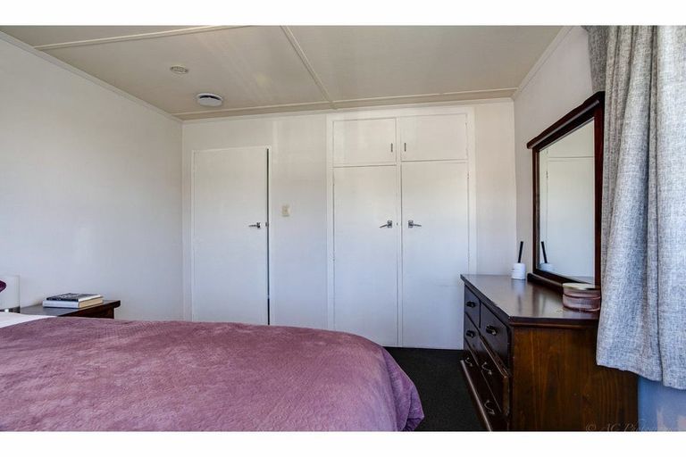 Photo of property in 16 Clyde Carr Crescent, Waimataitai, Timaru, 7910