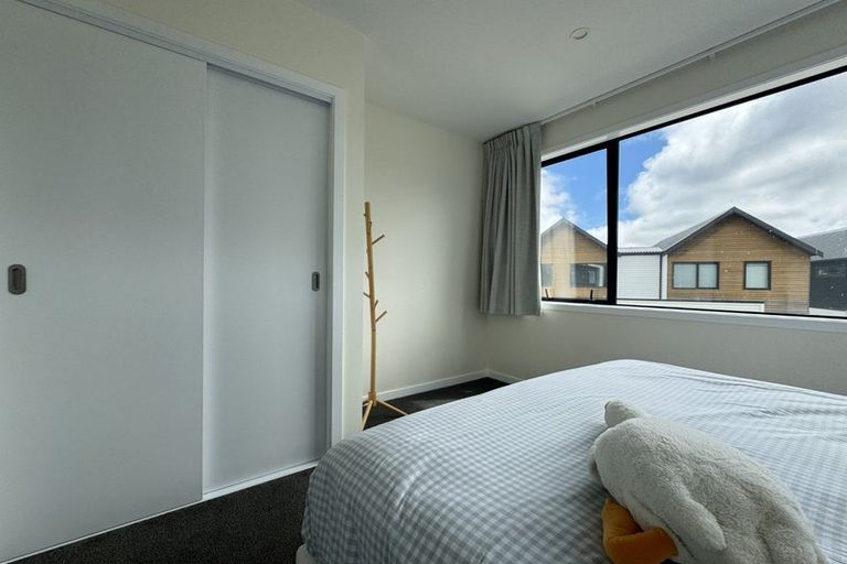 Photo of property in 1 Glen Evans Crescent, Fairfield, Lower Hutt, 5011
