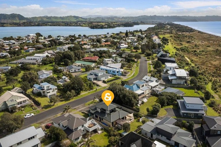 Photo of property in 35 Papaunahi Road, Bowentown, Katikati, 3177