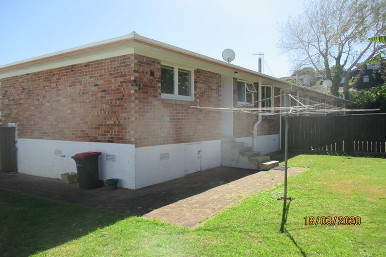 Photo of property in 1/3a Huapai Street, Onehunga, Auckland, 1061