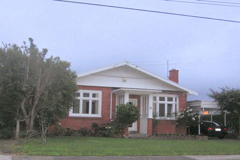 Photo of property in 34 Richmond Grove, Woburn, Lower Hutt, 5010