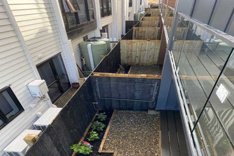 Photo of property in 33 Marumaru Lane, Manurewa, Auckland, 2102