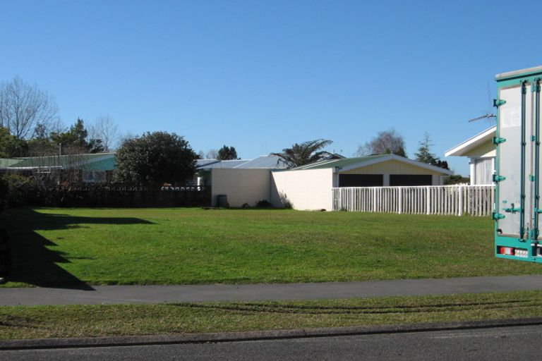 Photo of property in 16 Regent Street, Silverdale, Hamilton, 3216