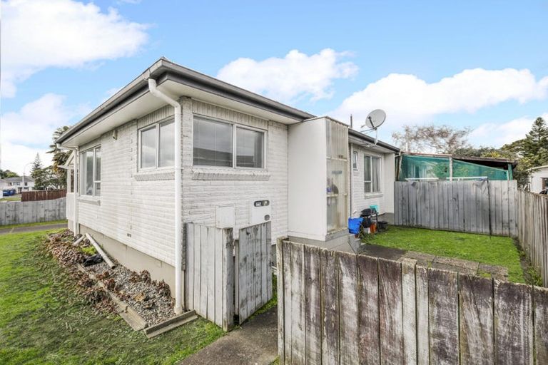 Photo of property in 1/28 Sharland Avenue, Manurewa, Auckland, 2102