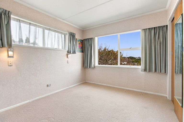 Photo of property in 7 Montana Place, Merrilands, New Plymouth, 4312