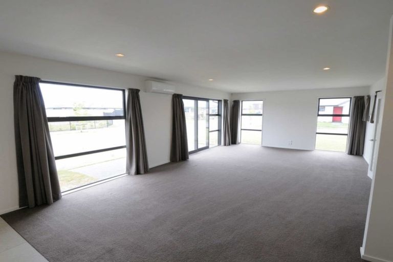 Photo of property in 135 Infinity Drive, Pegasus, 7612