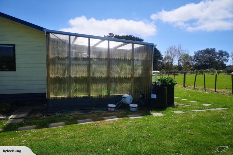 Photo of property in 14 Okahukura Road, Tapora, Wellsford, 0977