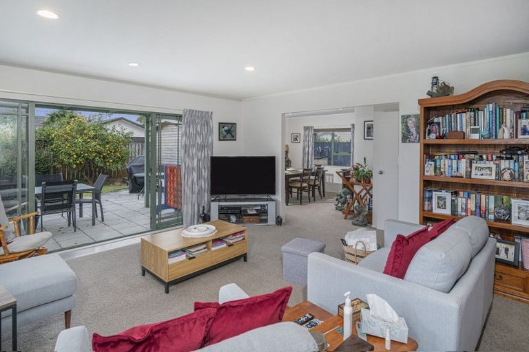 Photo of property in 53 Whitby Avenue, Whitianga, 3510