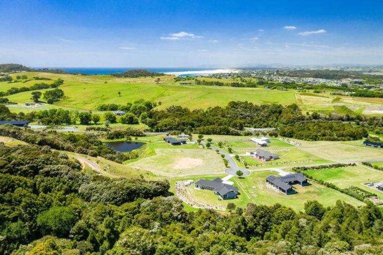 Photo of property in 18 Woodleigh Lane, Mangawhai, 0573