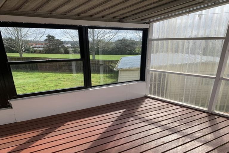 Photo of property in 7 Locket Road, Glenfield, Auckland, 0629