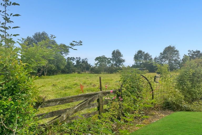 Photo of property in 22 Petersen Road, Harihari, 7884