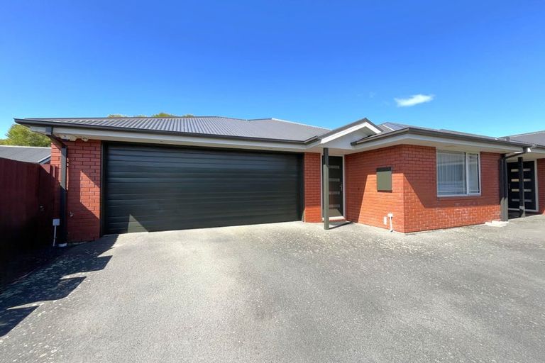 Photo of property in 18 Date Crescent, Aidanfield, Christchurch, 8025