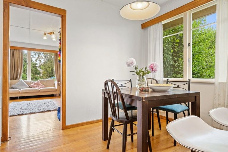 Photo of property in 1 Inverness Avenue, Hamilton East, Hamilton, 3216