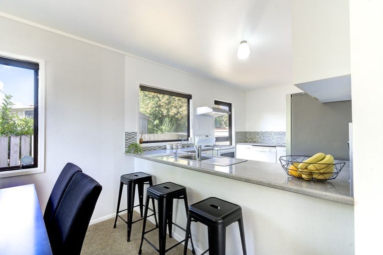 Photo of property in 15 Caulfield Place, Nawton, Hamilton, 3200