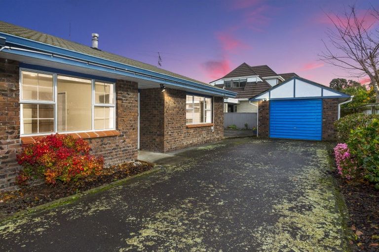 Photo of property in 41c Ludlam Crescent, Woburn, Lower Hutt, 5010