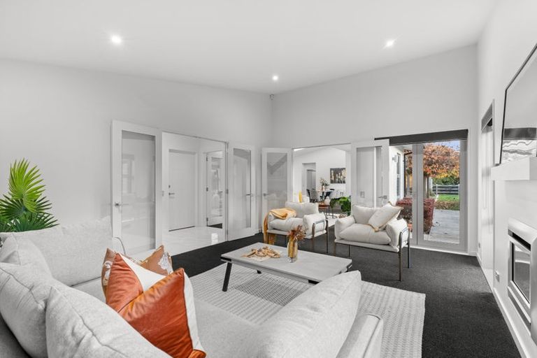 Photo of property in 5 Sterling Drive, Prebbleton, 7604