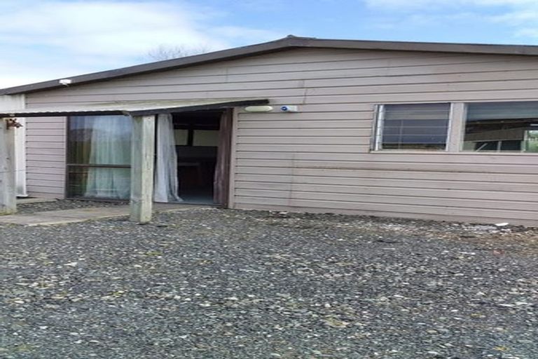 Photo of property in 341 Gallie Road, Matakohe, 0594
