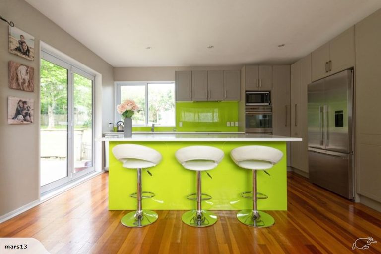 Photo of property in 11 Morgan Place, Tawa, Wellington, 5028