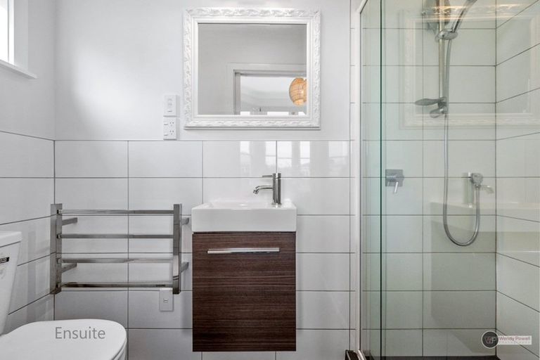 Photo of property in 21 Manchester Street, Petone, Lower Hutt, 5012