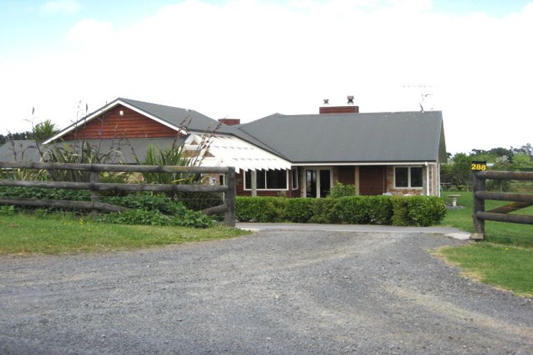 Photo of property in 288 Jesmond Road, Karaka, Drury, 2578