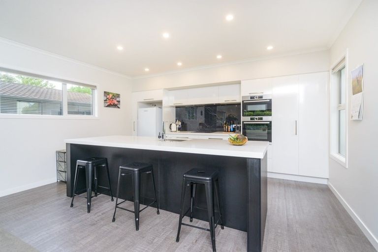 Photo of property in 23a Colombo Street, Hokowhitu, Palmerston North, 4410