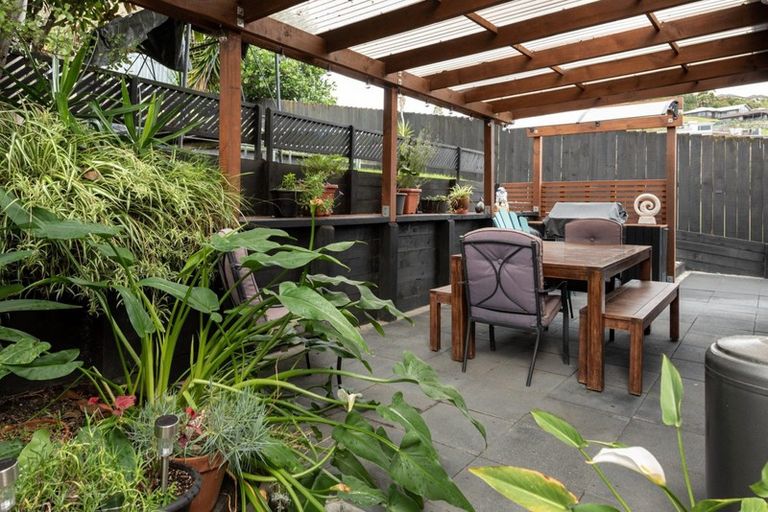 Photo of property in 35 Eclipse Terrace, Welcome Bay, Tauranga, 3112