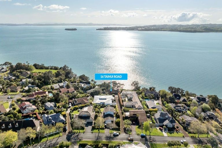Photo of property in 16 Tainui Road, Cockle Bay, Auckland, 2014