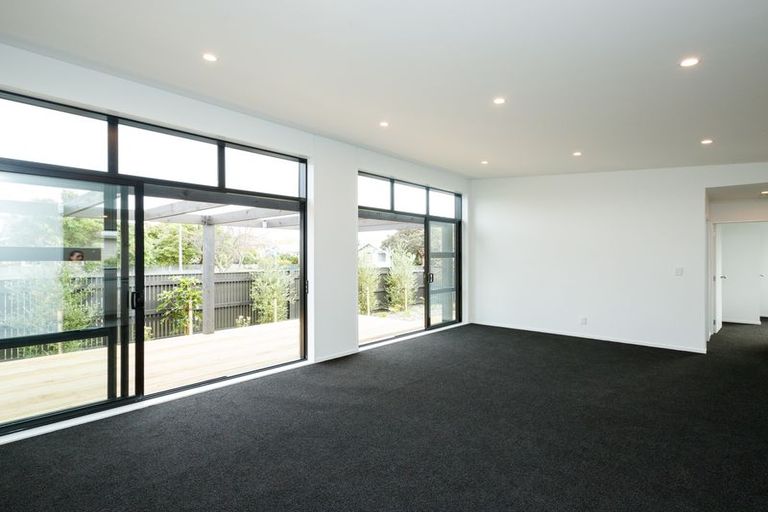 Photo of property in 3 Annandale Avenue, Takaro, Palmerston North, 4410