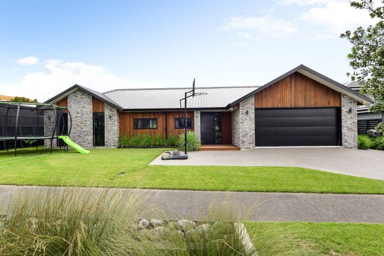 Photo of property in 17 Riverpoint Glade, Flagstaff, Hamilton, 3210