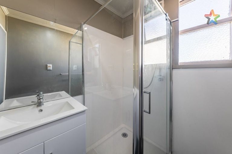 Photo of property in 25 Petherick Street, Taita, Lower Hutt, 5011