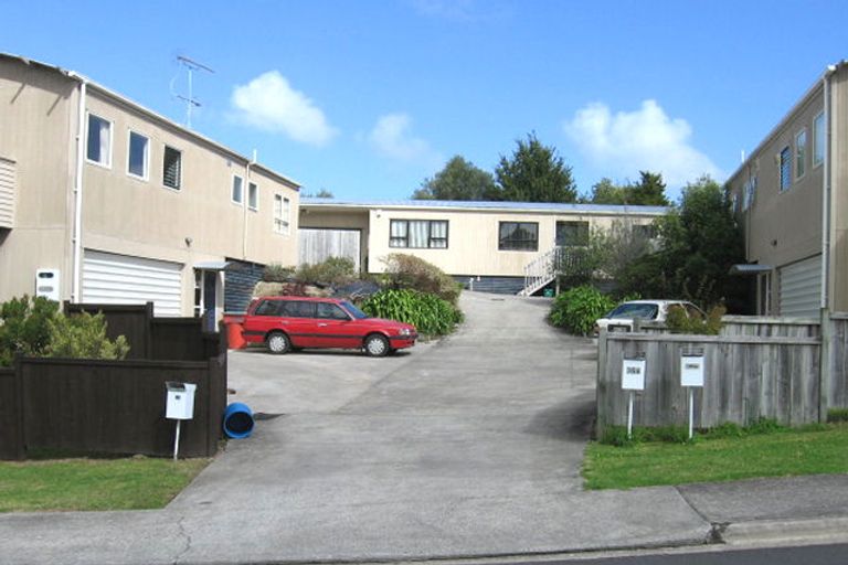 Photo of property in 36a Zefiro Drive, Massey, Auckland, 0614