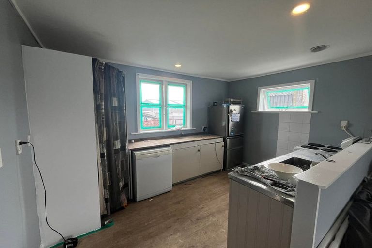 Photo of property in 12 Hokio Beach Road, Levin, 5510