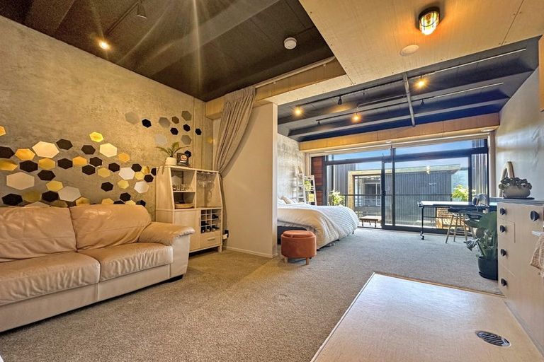 Photo of property in Vedado Apartments, 405/41 Hopper Street, Mount Cook, Wellington, 6011