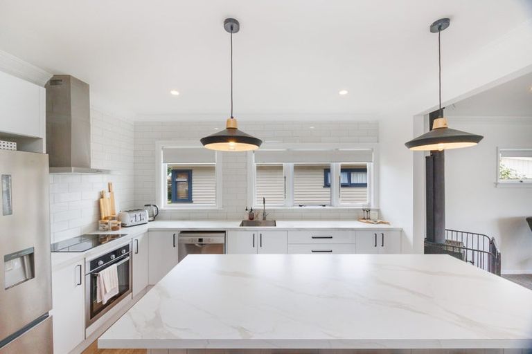 Photo of property in 9 Milton Street, Roslyn, Palmerston North, 4414