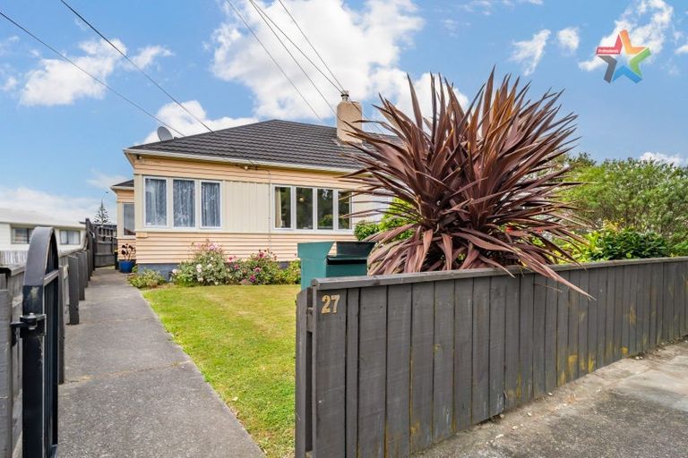 Photo of property in 2/27 Gadsby Street, Avalon, Lower Hutt, 5011